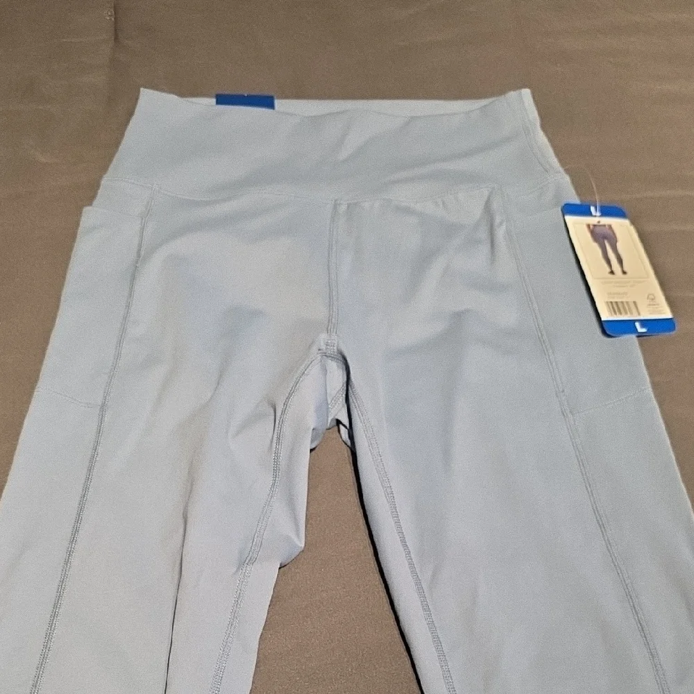 Danskin Women's Light Blue Leggings NWT